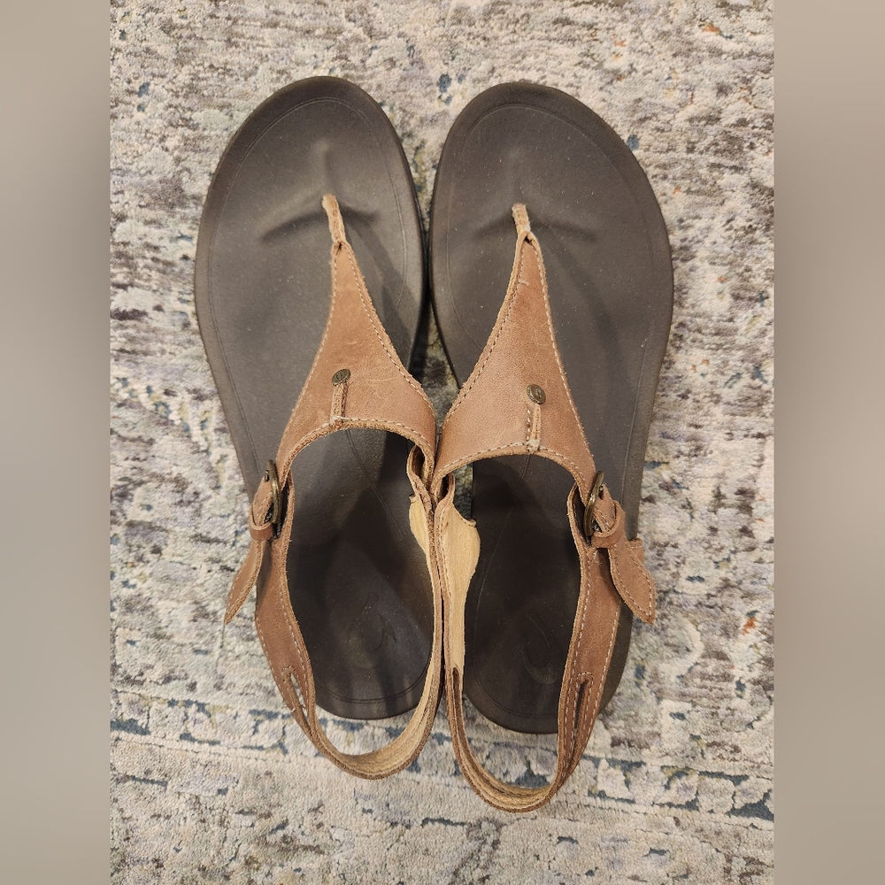 Women's Olukai Tan Sandals Size 9